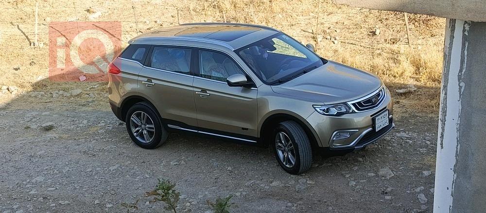 جیلی ئێم گراند X7 Sport